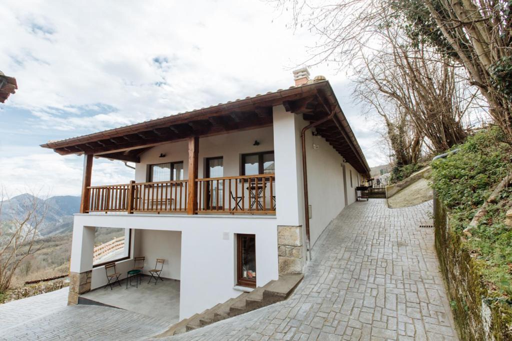 Tiu Enrique 3 Cangas de Onís Exterior foto